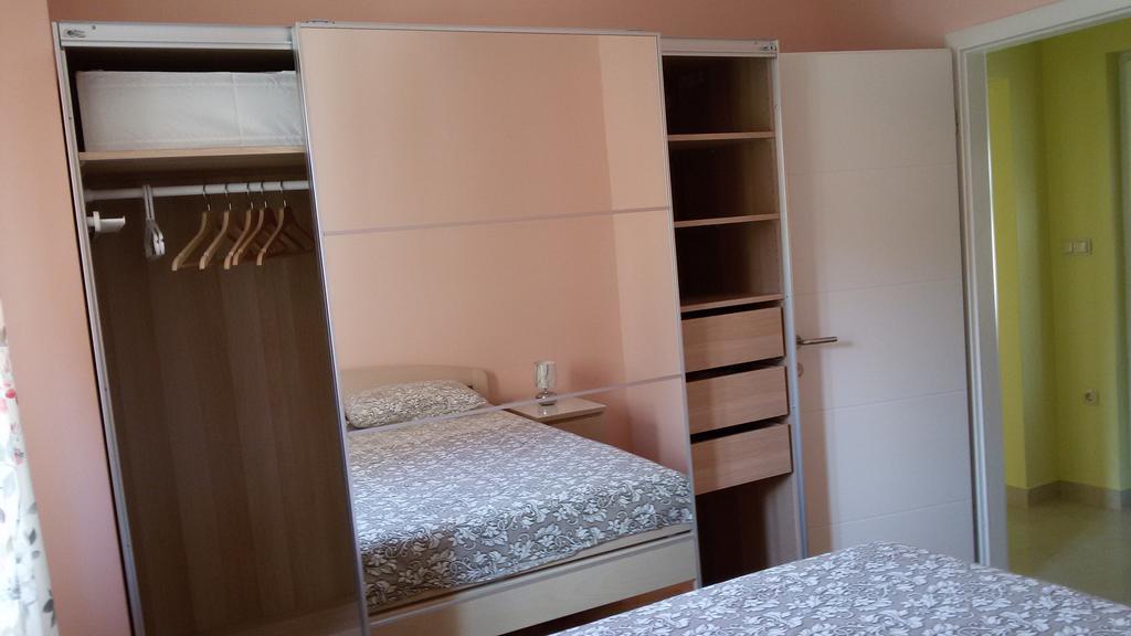 Apartman Viktorija Apartment Vodice Ngoại thất bức ảnh